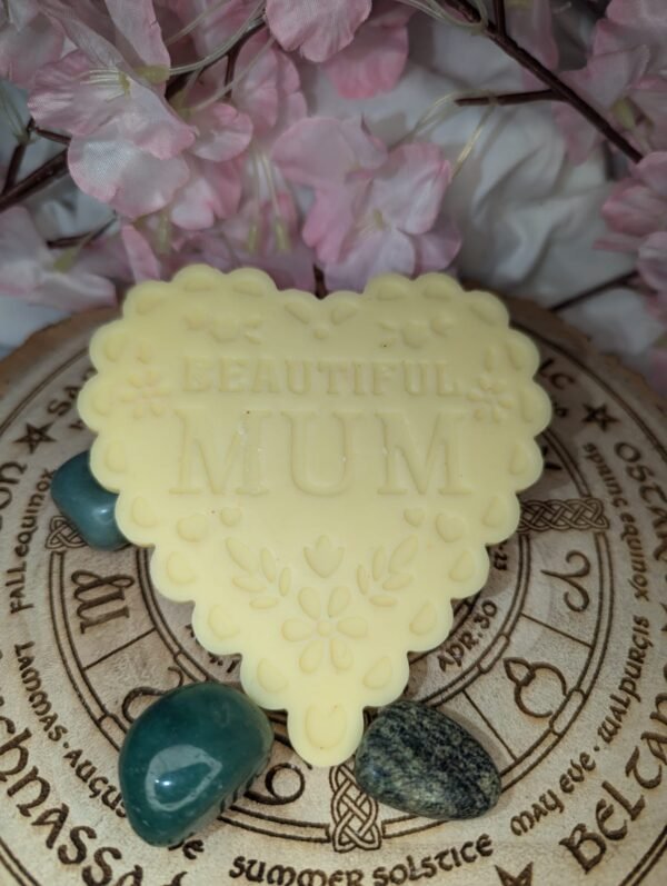 Auric Flame – "Beautiful Mum" Large Yellow Wax Melt - Image 3